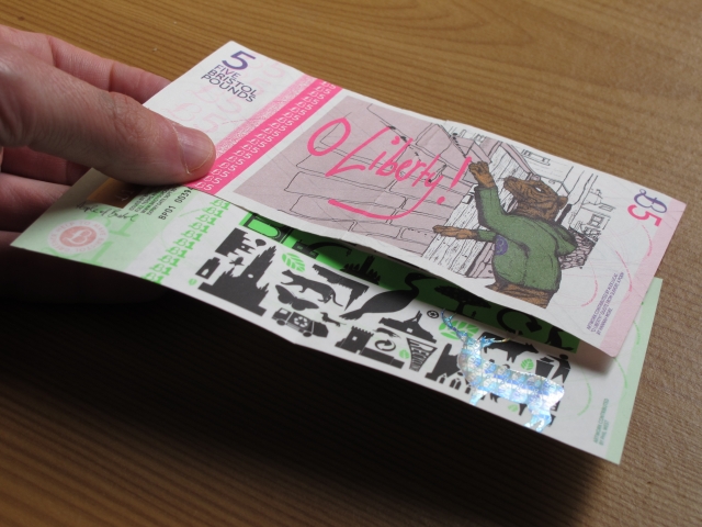 Bristol Pound notes (August 2014). Photo by Ratoncito Perez. 
