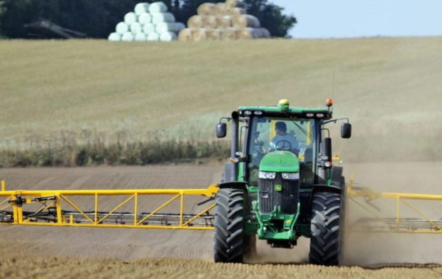 Tractor