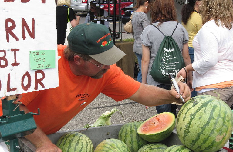 Farmers' market