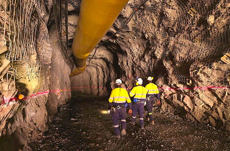 mining team