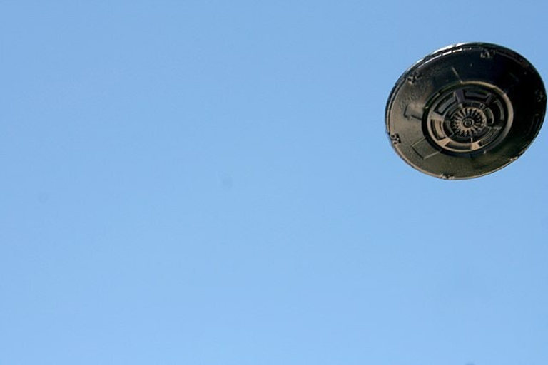 flying saucer