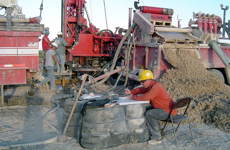 drilling oil wells
