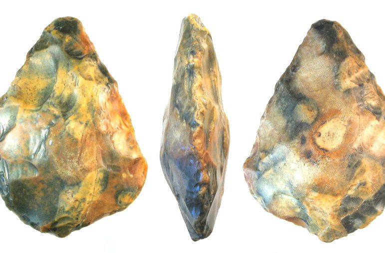 handaxe