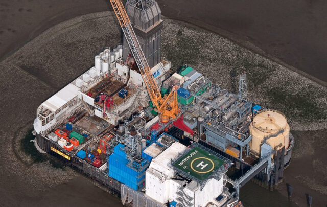 oil platform