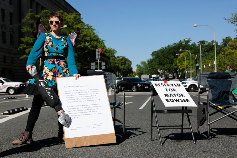 Empty chair for D.C. Mayor Bowser